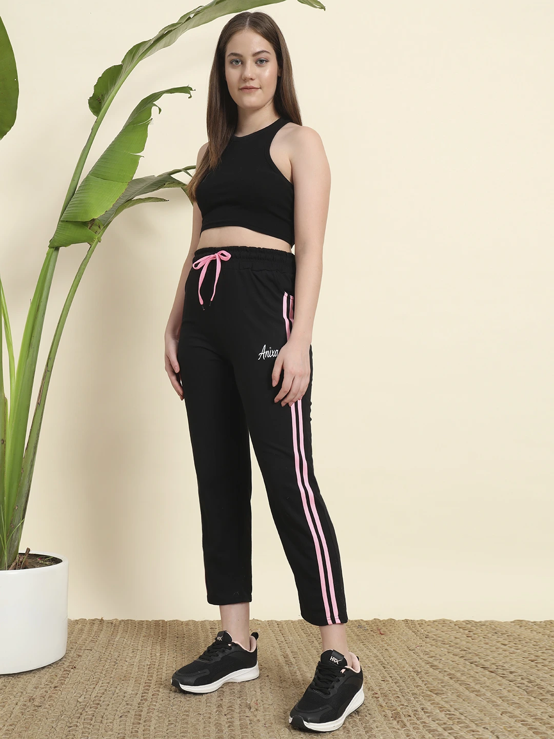 PATTI Black-6